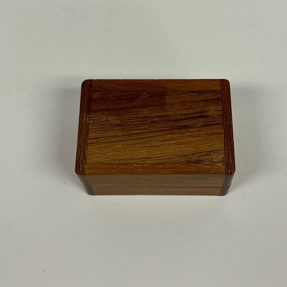 Vintage Small Wooden Trinket Box With Lid - Picture 4 of 5